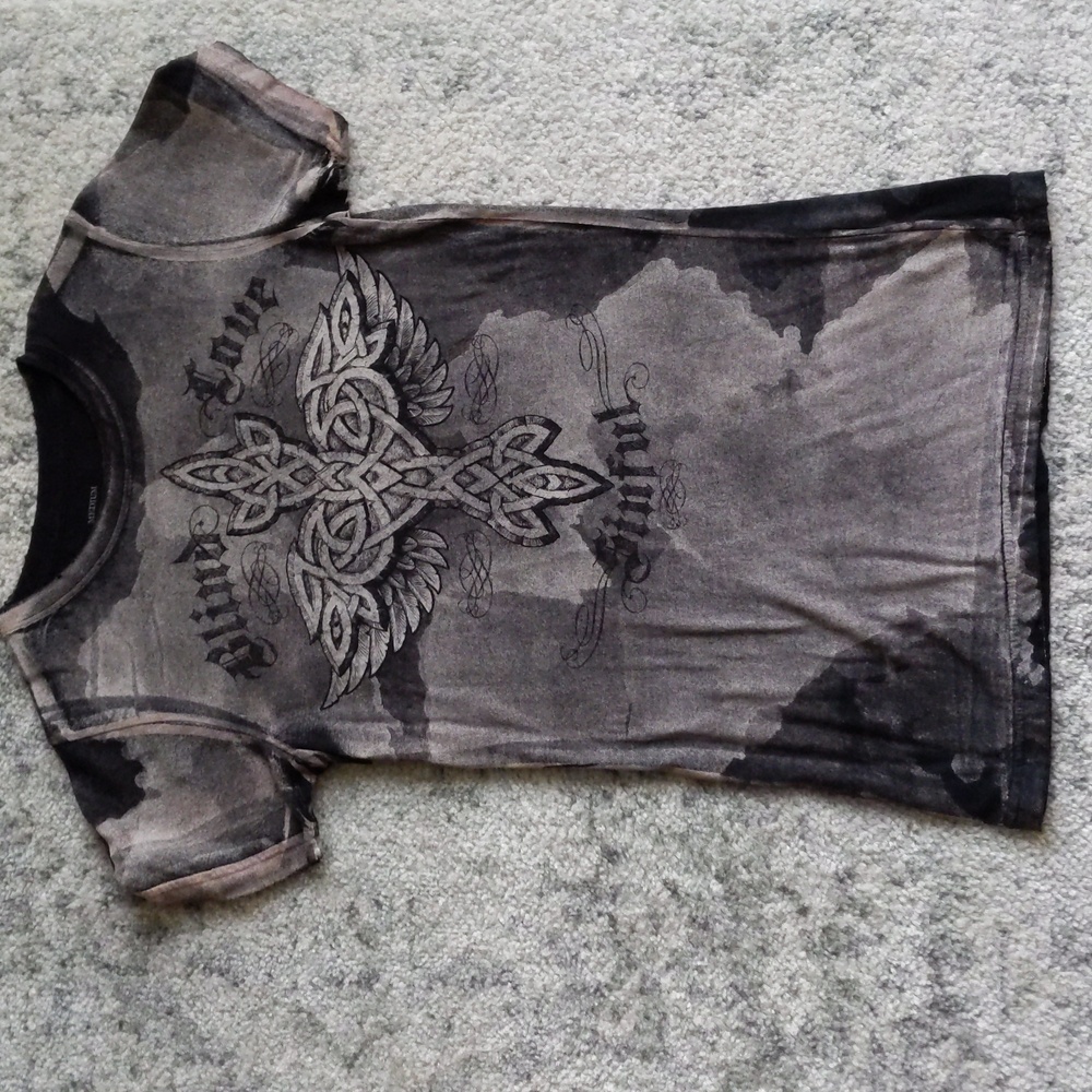 Sinful tee